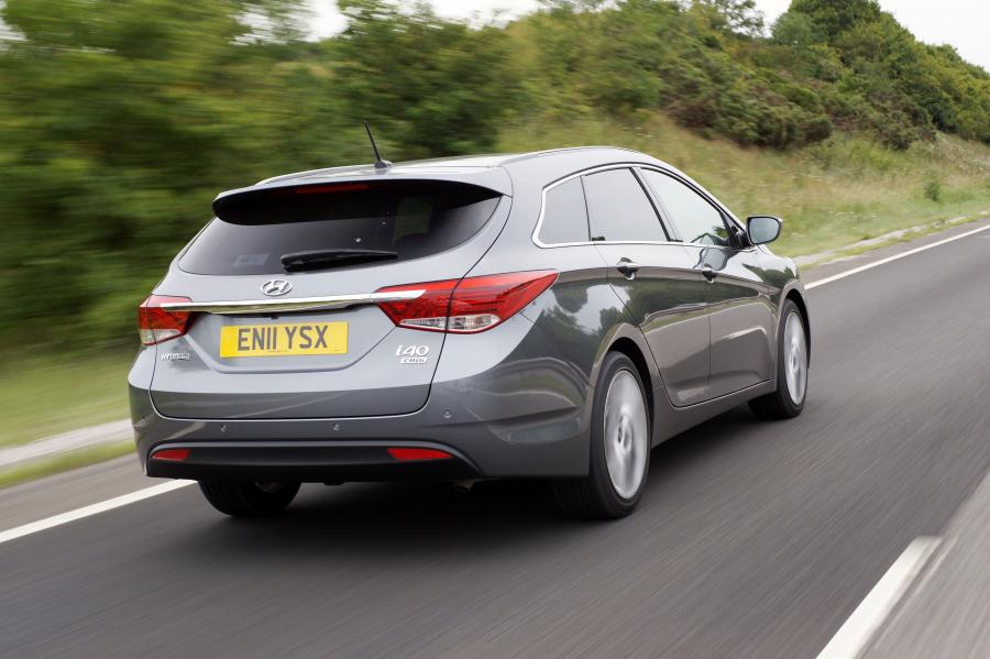  Hyundai i40 Station Wagon CRDi 2011 года  (UK) (фото 3 из 146)